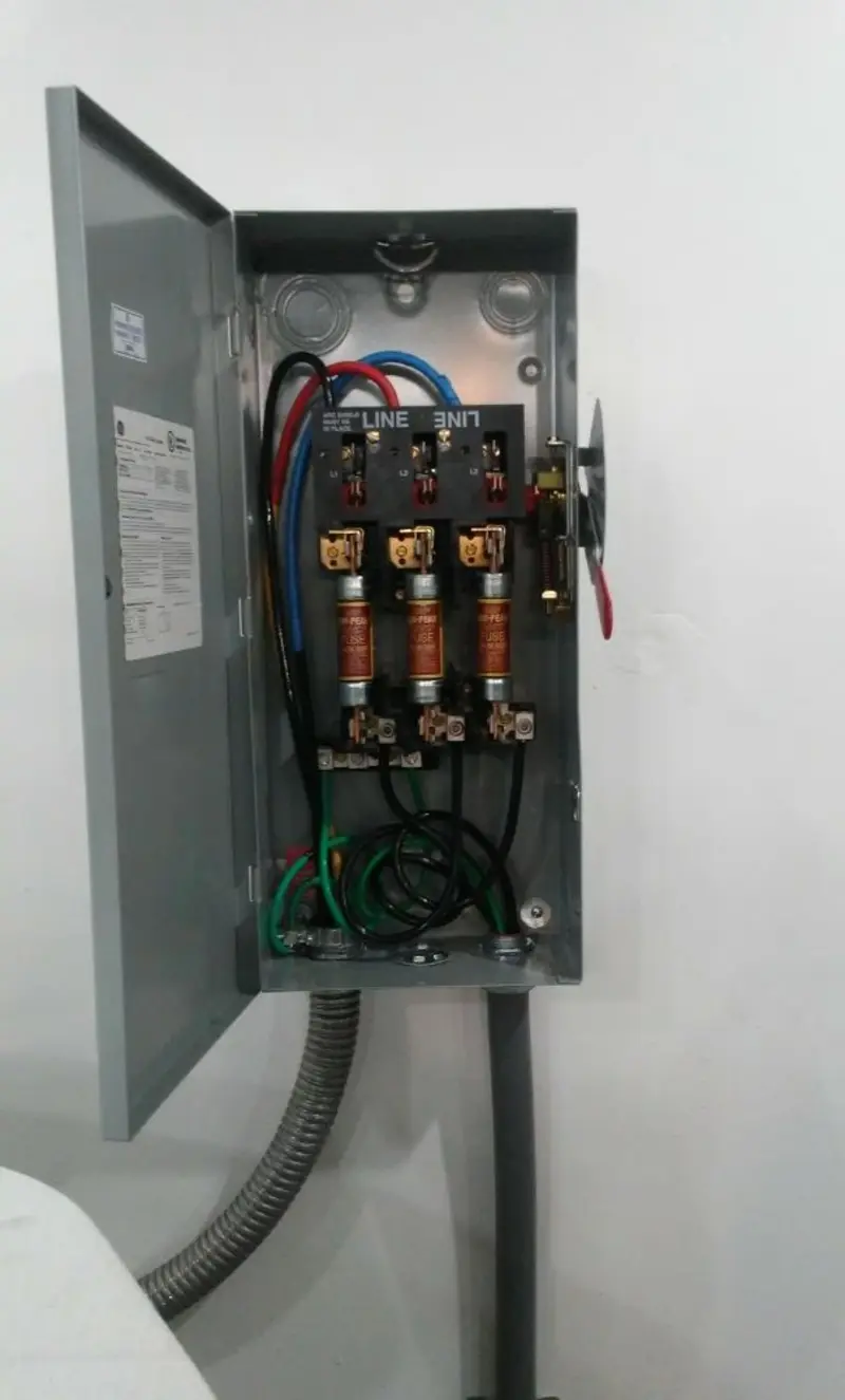 Three-phase disconnect switch installed for Electrical Wiring & Rewiring in Willard